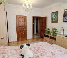 4-комн.кв., 120 м², этаж 3