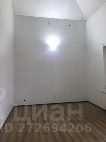 4-комн.кв., 189 м², этаж 4