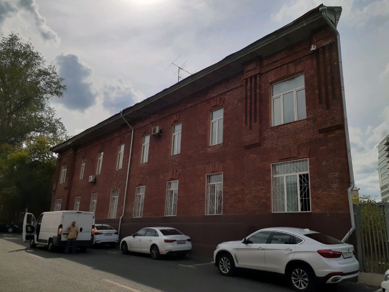 продажа помещений в БЦ в Нижнем Сусальном переулке, 6с3