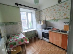 2-комн.кв., 46 м², этаж 3