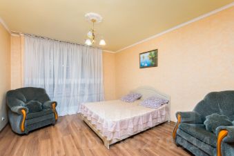 2-комн.кв., 72 м², этаж 4