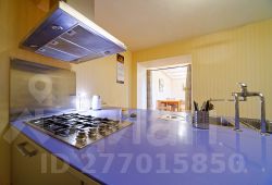 4-комн.кв., 170 м², этаж 3