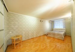 4-комн.кв., 170 м², этаж 3