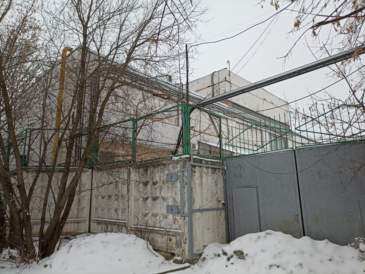 Складском комплексе на ул. Бусиновская Горка, 2с4