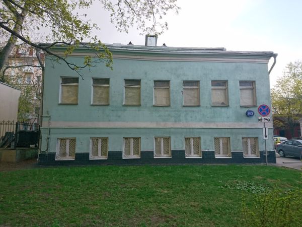Отдельно стоящее здание на ул. Пятницкая, 60