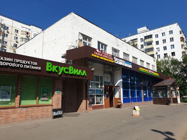 Торгово-офисный комплекс на ул. Юных Ленинцев, 89к1