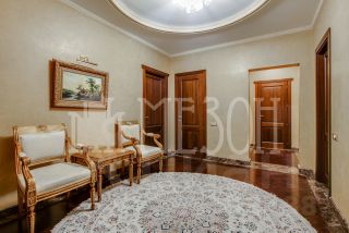 5-комн.кв., 400 м², этаж 23