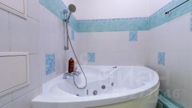 2-комн.кв., 68 м², этаж 3