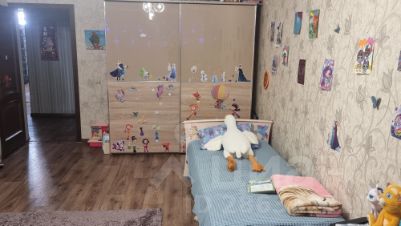 2-комн.кв., 94 м², этаж 4