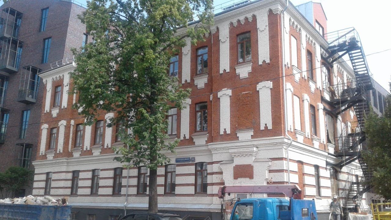 продажа помещений в БЦ в Серебряническом переулке, 15