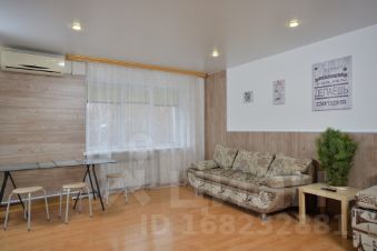 2-комн.кв., 50 м², этаж 3