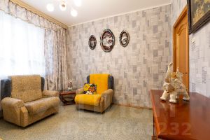 3-комн.кв., 90 м², этаж 4