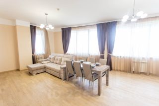 4-комн.кв., 150 м², этаж 8