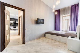 3-комн.апарт., 100 м², этаж 4