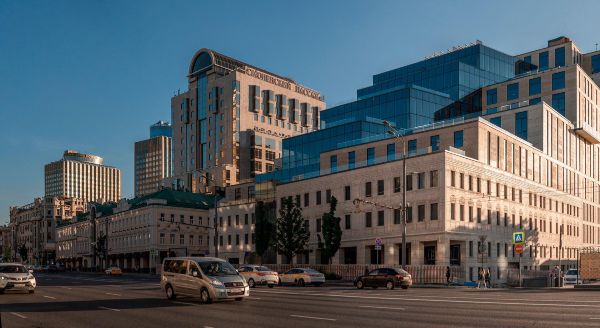 Торгово-офисный комплекс Смоленский Пассаж II