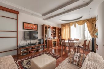 5-комн.кв., 157 м², этаж 8