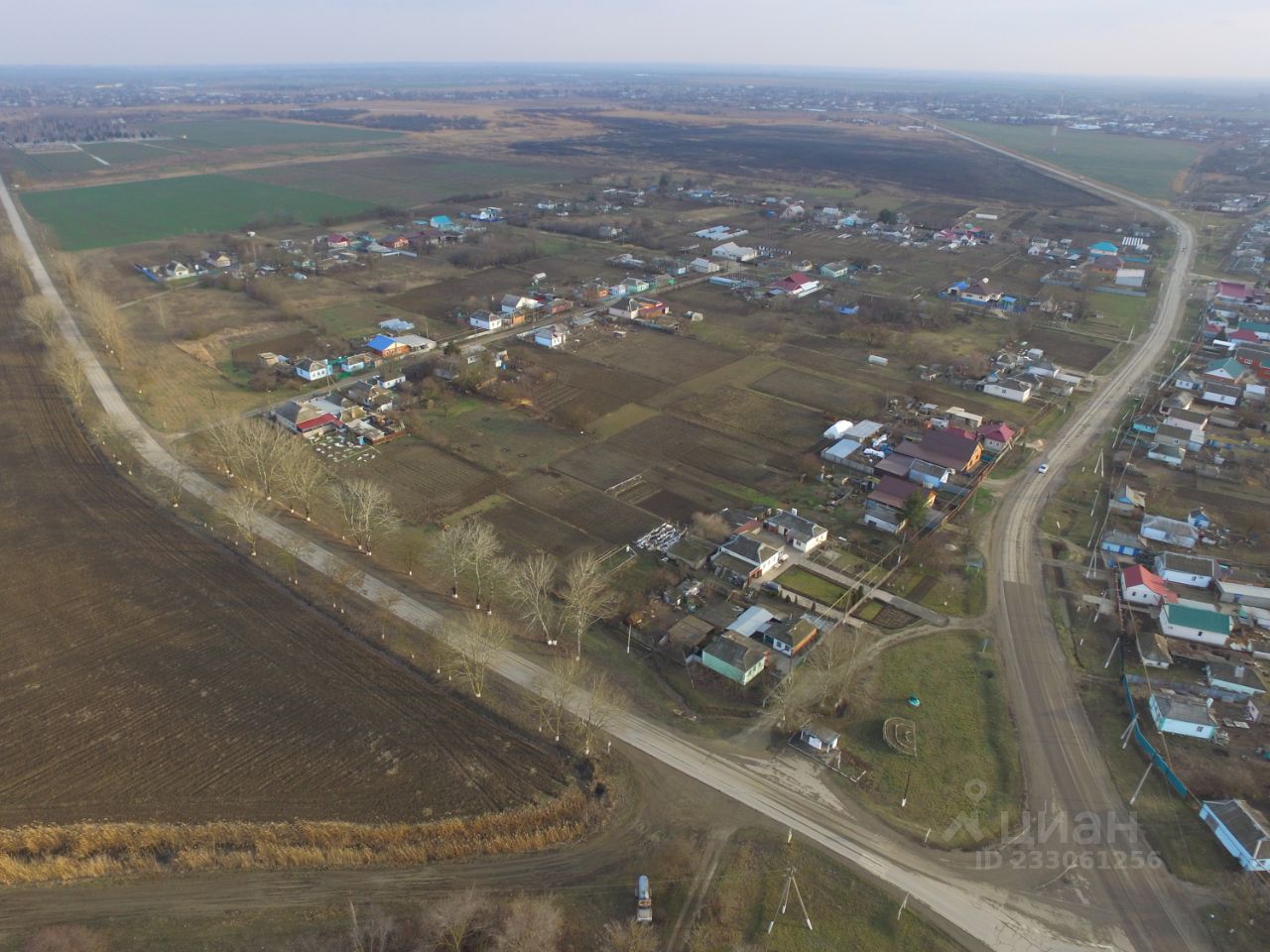 Купить загородную недвижимость в станице Петровская Славянского района,  продажа загородной недвижимости - база объявлений Циан. Найдено 2 объявления