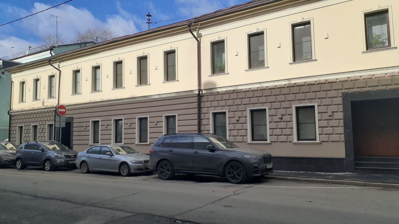 БЦ в Среднем Каретном пер., 9