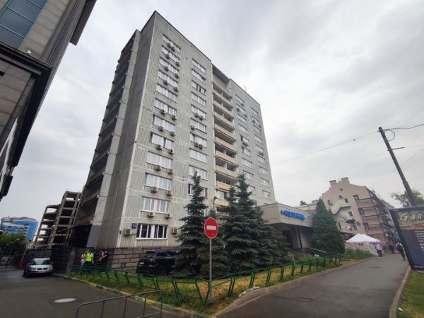 Офисно-гостиничный комплекс на ул. Дубининская, 35