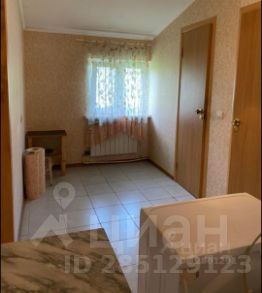 2-комн.кв., 63 м², этаж 1