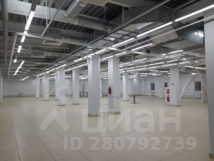 торг. площадь 540 м², этаж 2