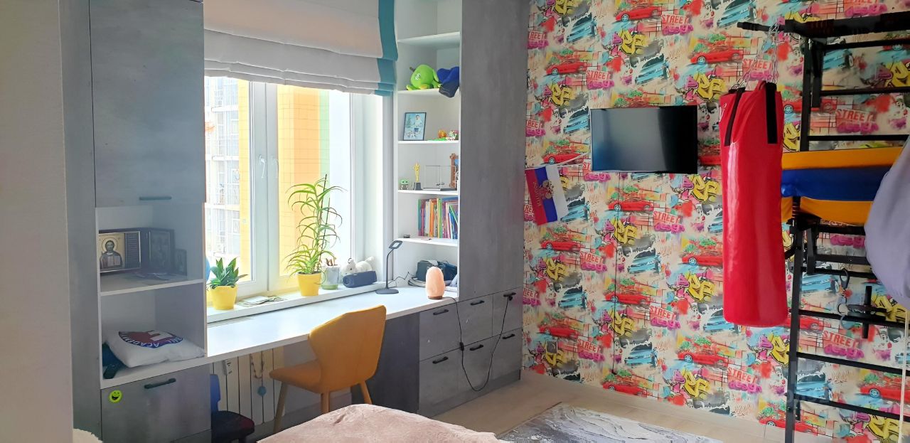 4-к кв. Красноярский край, Красноярск ул. Партизана Железняка, 21Д (128.0 м²)