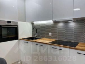 2-комн.апарт., 40 м², этаж 7