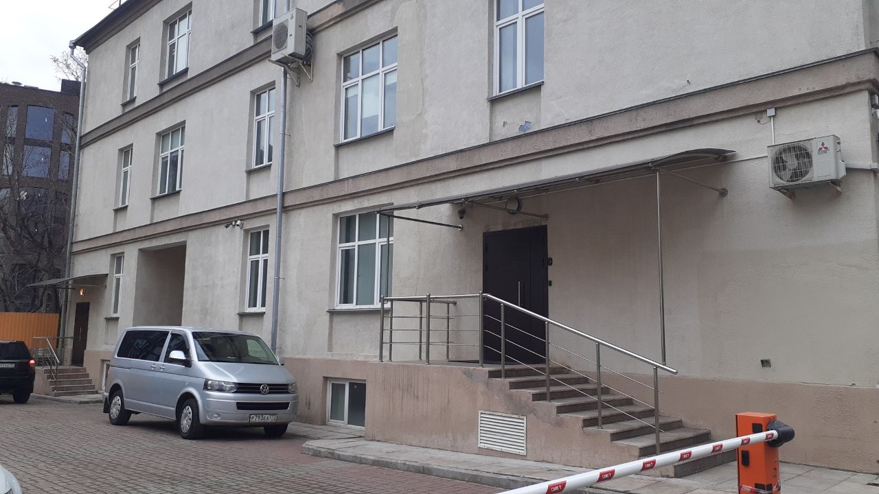 продажа помещений в БЦ в Большом Саввинском пер., 4с2