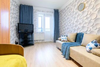 2-комн.кв., 90 м², этаж 4