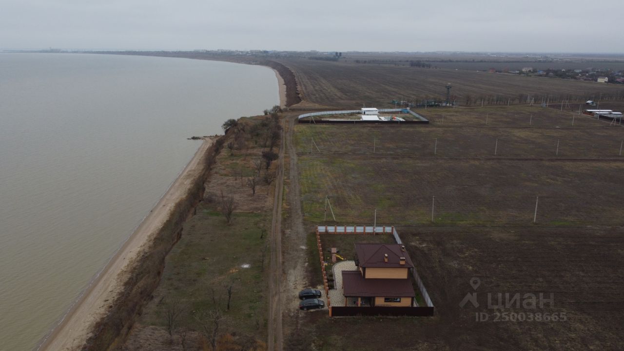 Купить загородную недвижимость в городском поселении Ейское Ейского района,  продажа загородной недвижимости - база объявлений Циан. Найдено 3 объявления