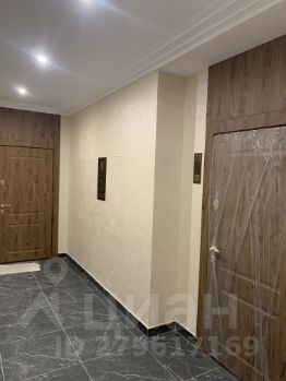 3-комн.кв., 95 м², этаж 3