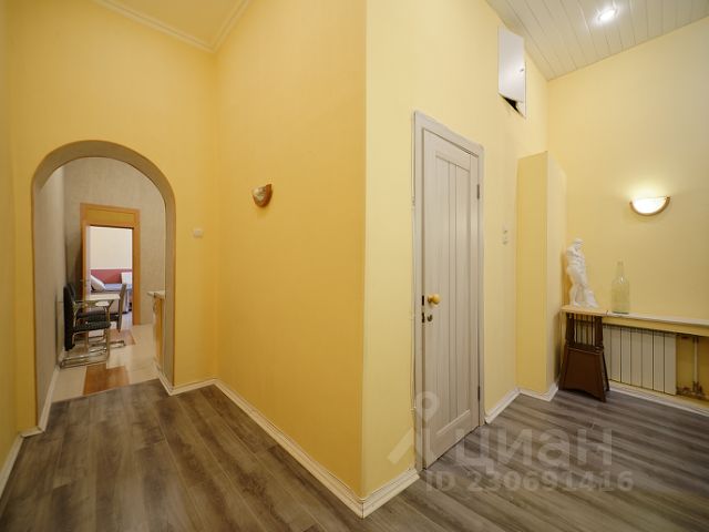 2-комн., 70 м², 4/4 этаж