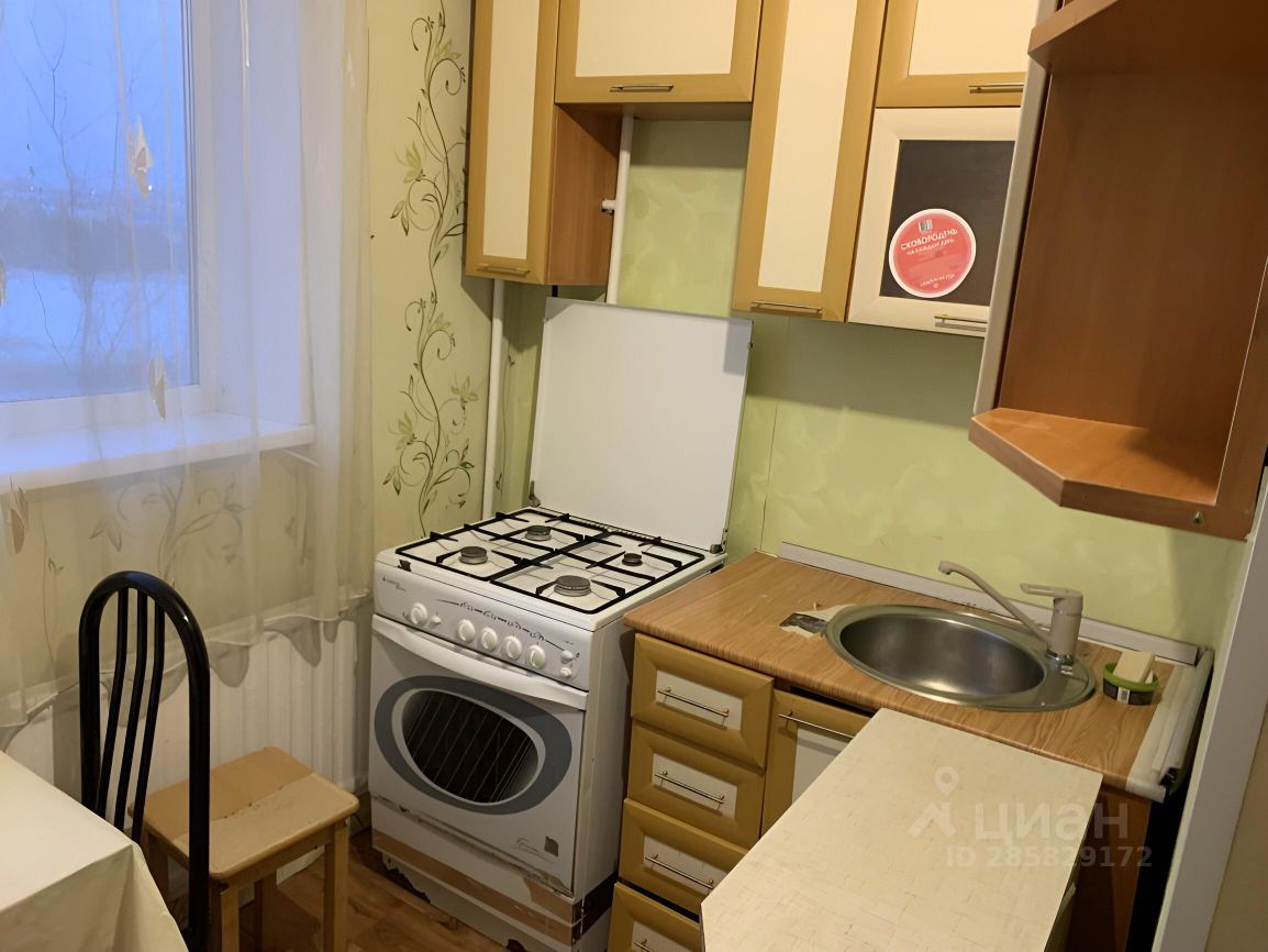 1-к кв. Ямало-Ненецкий АО, Новый Уренгой ул. Геологоразведчиков, 8 (33.0 м²)