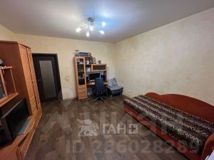 3-комн.кв., 94 м², этаж 3