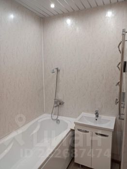 2-комн.кв., 60 м², этаж 3