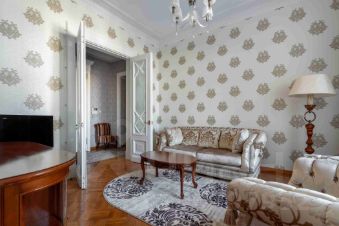 2-комн.кв., 65 м², этаж 9