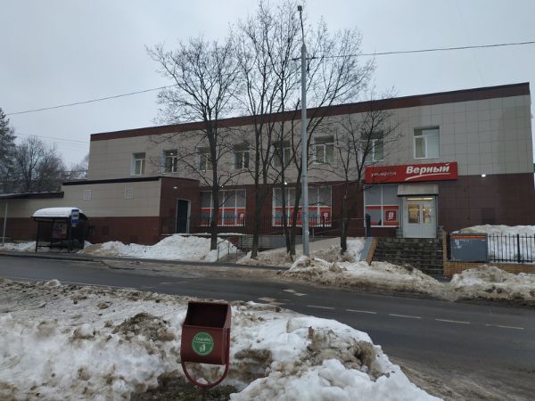 Торговый центр на ул. Сиреневая, 16А