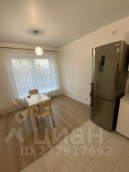 2-комн.кв., 42 м², этаж 14