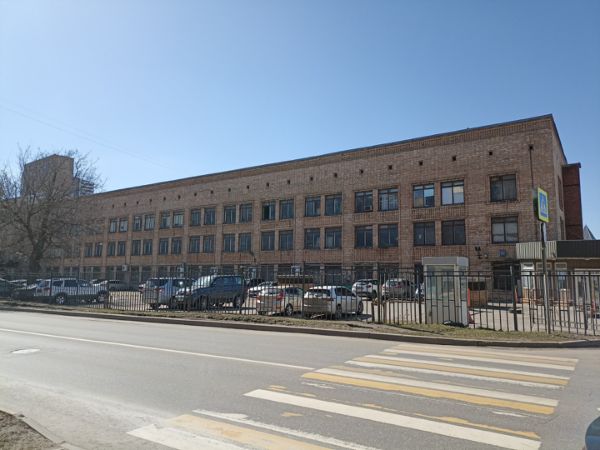 Отдельно стоящее здание на ул. Зорге, 15