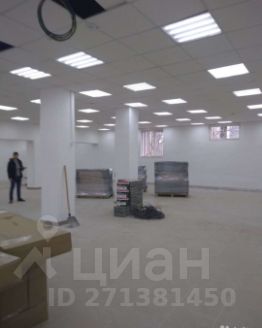 торг. площадь 323 м², этаж 1