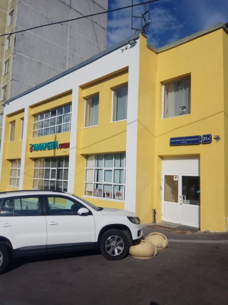 Отдельно стоящее здание на ул. Академика Миллионщикова, 31А