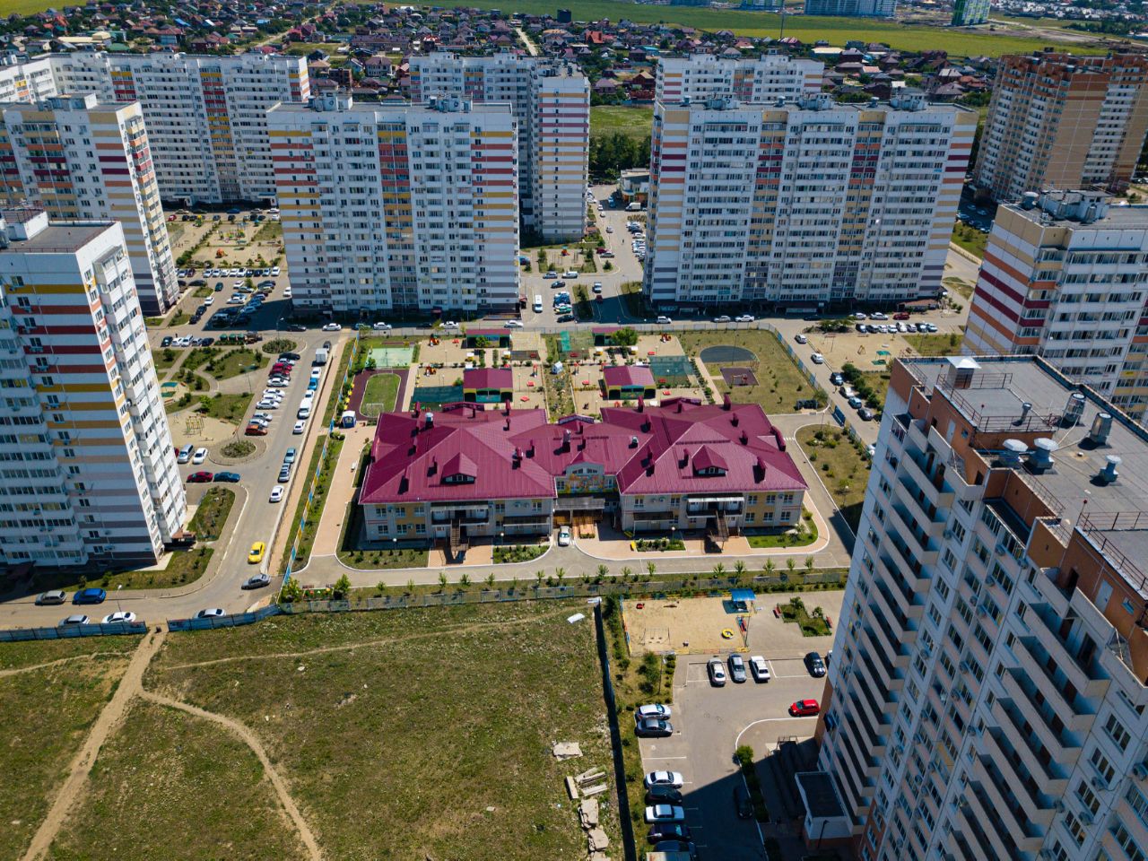 ЖК Восточный - цены на сайте от официального застройщика ВКБ-Новостройки,  планировки жилого комплекса, ипотека, акции новостройки - Краснодар,  Черкасская улица - ЦИАН