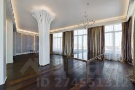 4-комн.кв., 273 м², этаж 7