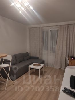 2-комн.кв., 42 м², этаж 21