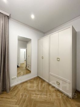 3-комн.кв., 90 м², этаж 1