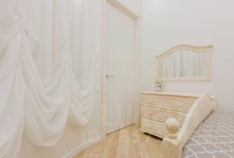 3-комн.кв., 70 м², этаж 4