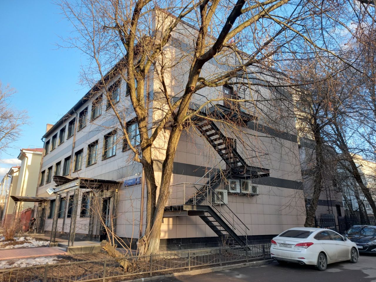 БЦ на ул. Ткацкая, 48А