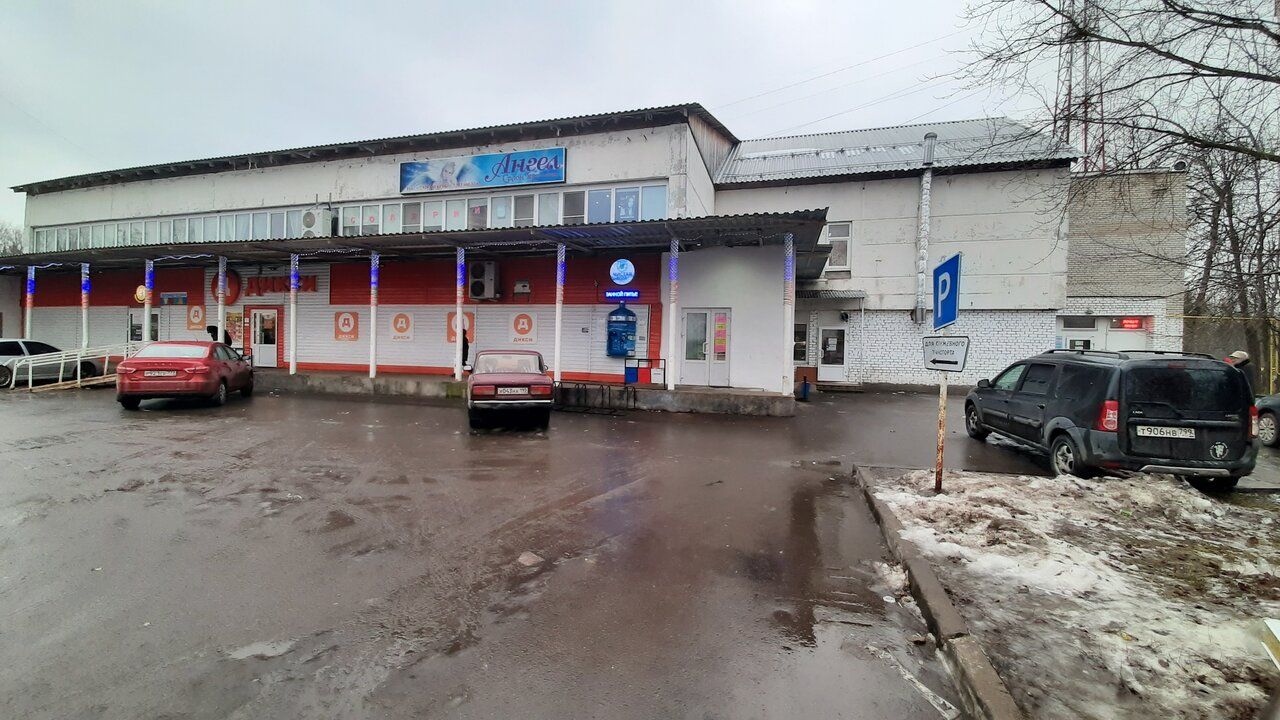 продажа помещений в ТЦ в посёлке Ржавки, 2А