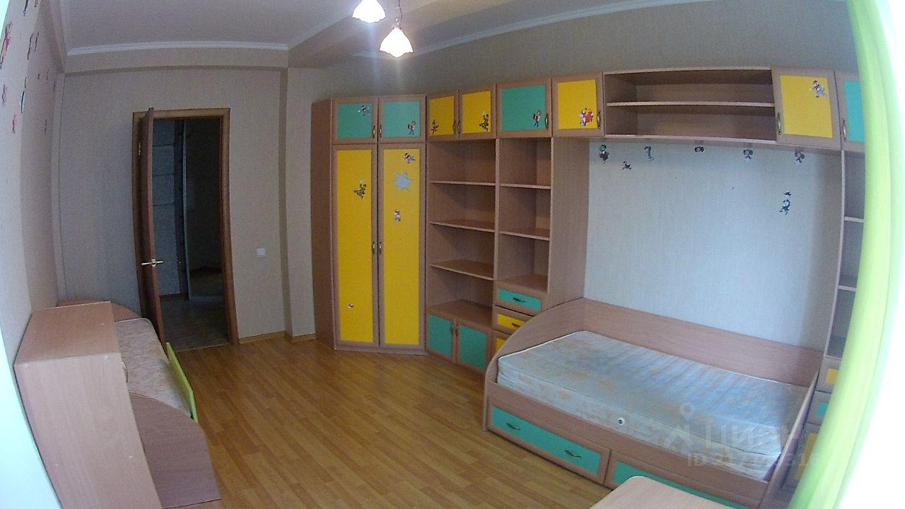 3-к кв. Ульяновская область, Ульяновск ул. Островского, 60 (95.0 м²)