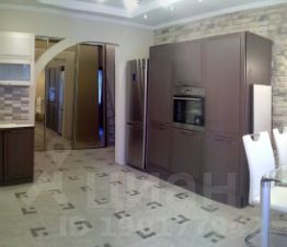 2-комн.кв., 95 м², этаж 3